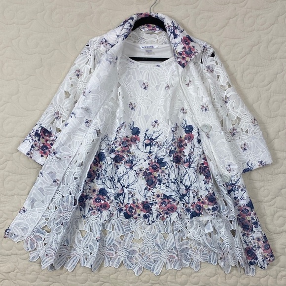 Peter Nygard White and Purple Floral Lace Blouse Set - Picture 15 of 15